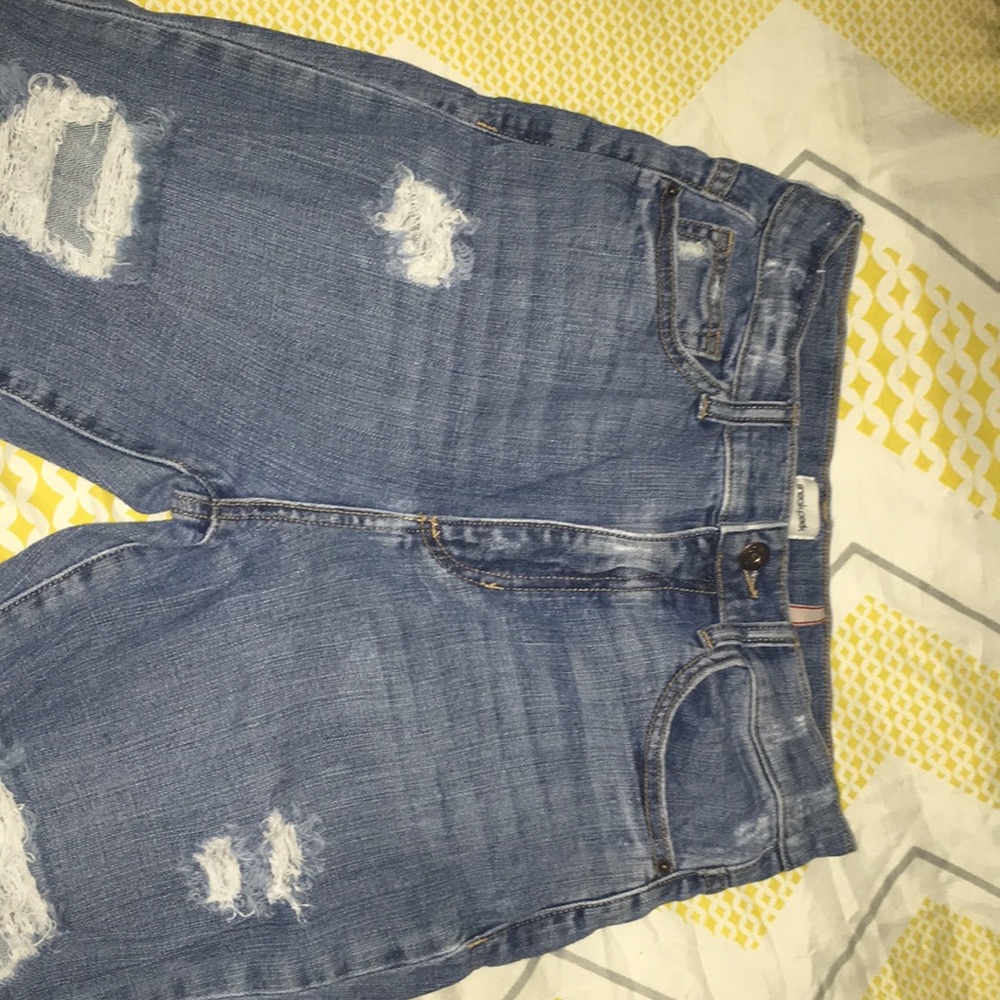 Fashion nova boyfriend jeans.